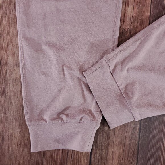 Vuori Lavender Track Pants - Picture 12 of 14